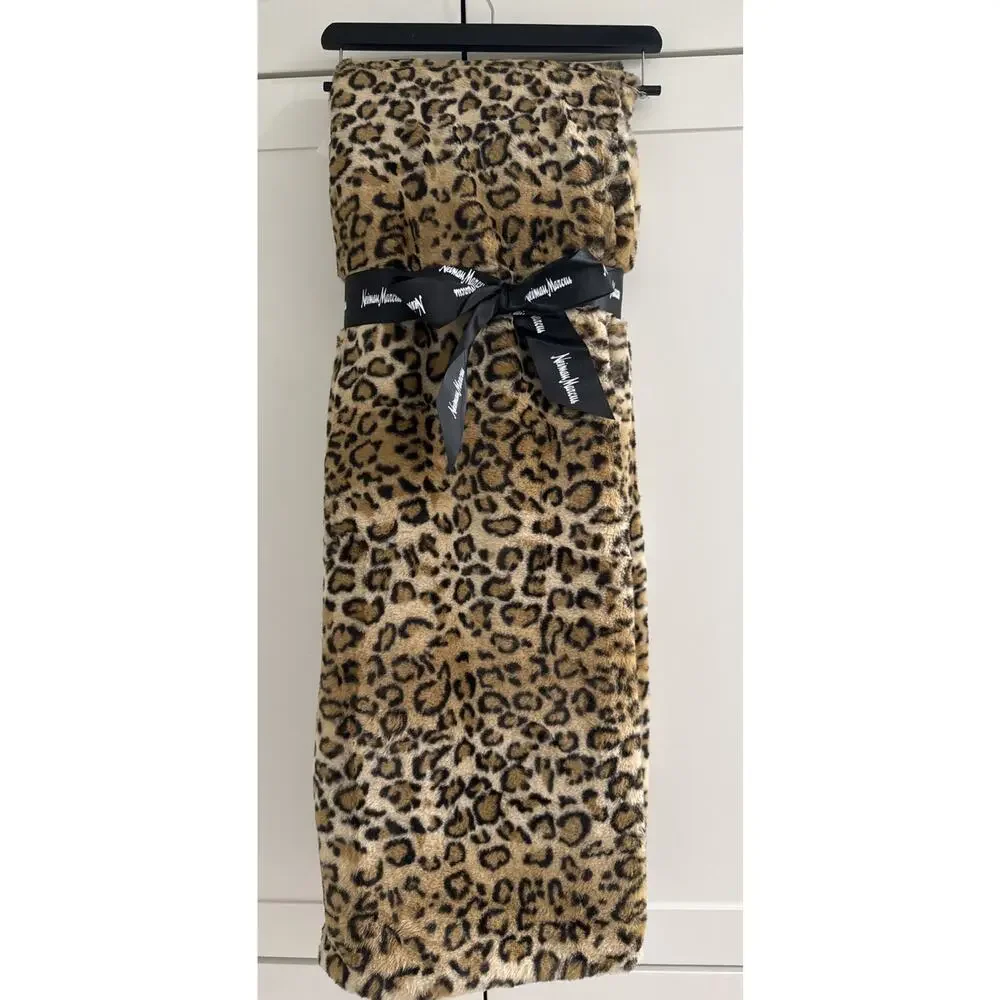 NEIMAN MARCUS Luxury CHEETAH Design Faux Mink Fur Throw Blanket NEW WITH TAGS